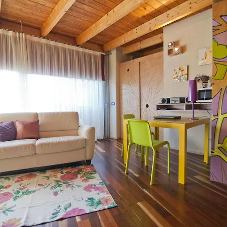Affittacamere Dimora Le Nove Fate 3*